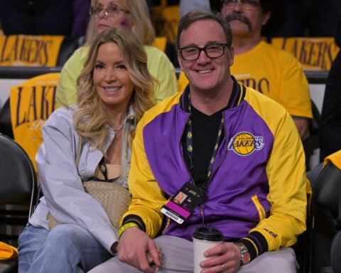 NBA-End of an era: Buss family's lasting legacy with LA Lakers