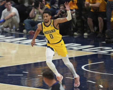 Tyrese Haliburton helps spark Pacers' Game 6 win over Thunder while playing with strained calf