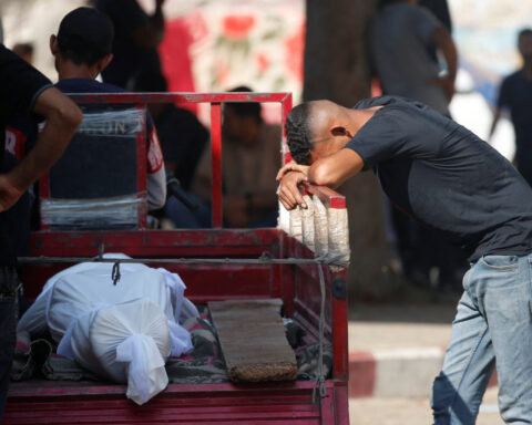 Israeli attacks kill 44 Palestinians in Gaza, UN warns of water shortage