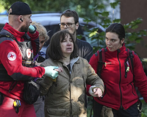 Russian attacks on Ukraine kill at least 10 and injure dozens