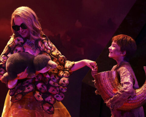 Taylor Mac's 'Prosperous Fools' skewers wealthy philanthropists in a biting satire