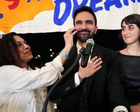 Mamdani on verge of winning New York City's Democratic mayoral contest after Cuomo concedes