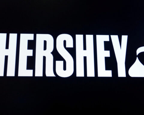 Hershey to drop synthetic dyes from its snacks by 2027