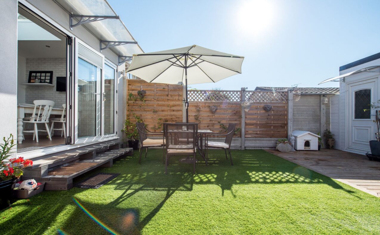 Artificial turf