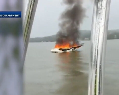 Intense video shows moments after lightning strike sets boat ablaze on Alabama lake