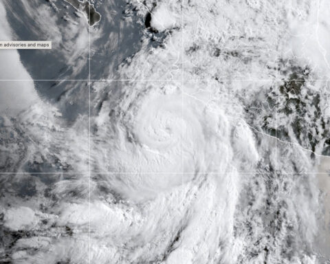 Hurricane Flossie weakens to Category 1 off Mexico's Pacific coast