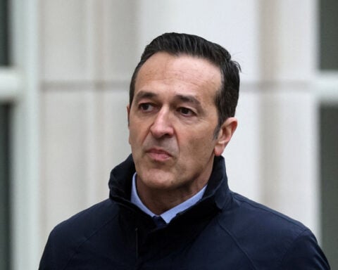 Two soccer bribery convictions reinstated by US appeals court