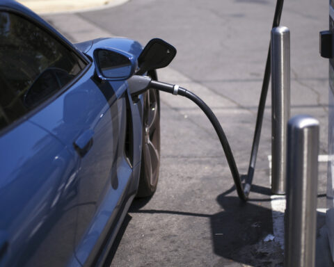 What to know about buying electric vehicles after the federal tax incentives end