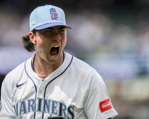 Raleigh hits Nos. 34 and 35 to match Griffey's Mariners record for HRs before All-Star break