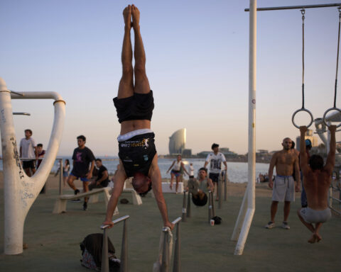 Which strength training method is best for you? Experts break down the options
