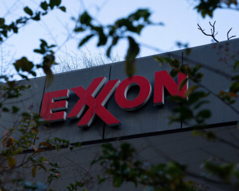 Indonesia, U.S. companies including Pertamina, Exxon to sign $34 billion deal