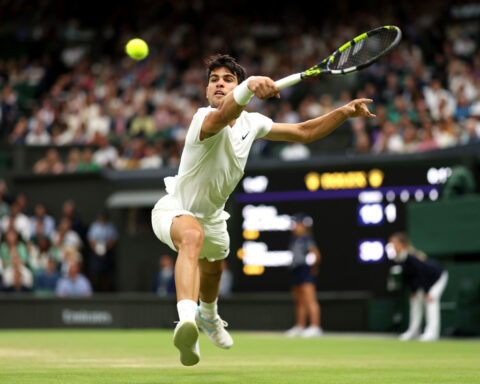 Why tennis players grunt during matches