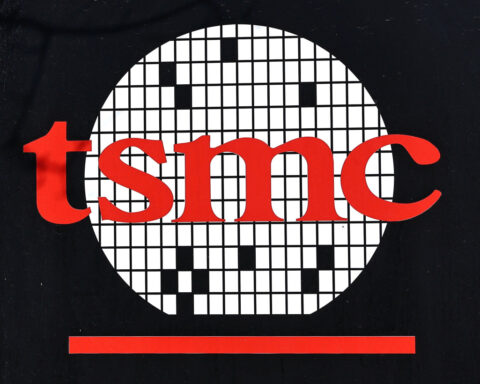 TSMC second-quarter sales rise 38.6% y/y, beat forecasts