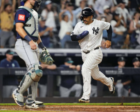Mariners catcher Cal Raleigh: All-Star closer Andrés Muñoz was tipping pitches against Yankees