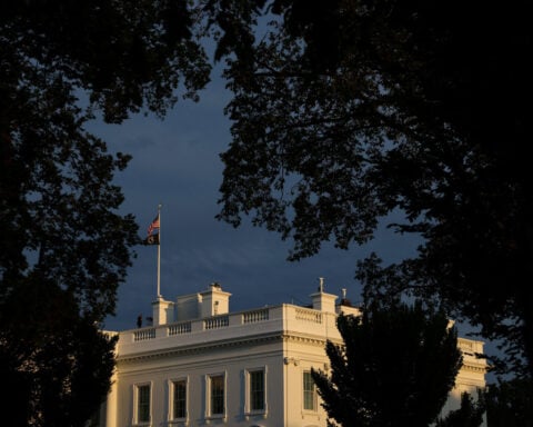 White House reviews mass federal layoff plans, aims for swift action