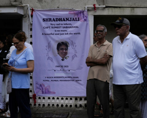 Who were the two pilots who flew the Air India jet that crashed?