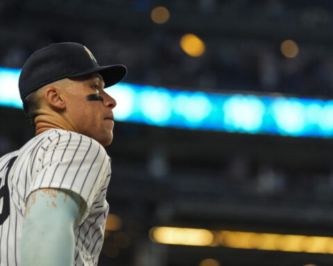 Yankees' Aaron Judge makes 3 outstanding catches, robs Cubs' Pete Crow-Armstrong of home run