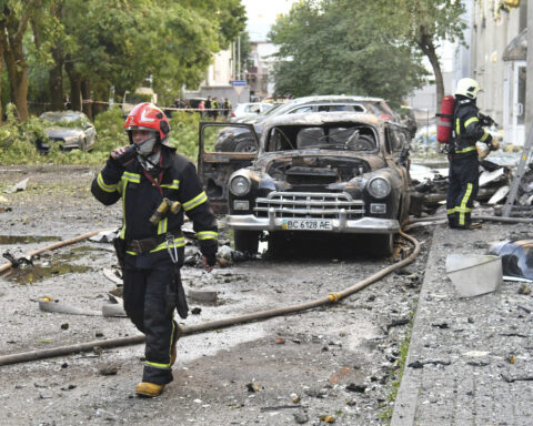 Russian drone and cruise missile attacks kill at least 2 in Ukraine