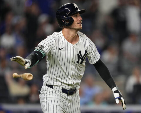 Yanks' Cody Bellinger hits 3rd home run of game against Cubs, an inning after being robbed