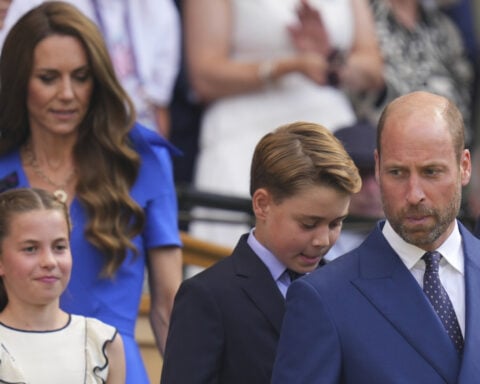 Princess of Wales hands out trophy to Jannik Sinner after Wimbledon final against Carlos Alcaraz