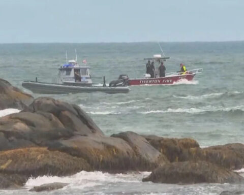 2 brothers found dead after falling into water on Rhode Island coast