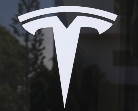 Tesla's Autopilot system is in the spotlight at a Miami trial over a student killed while stargazing