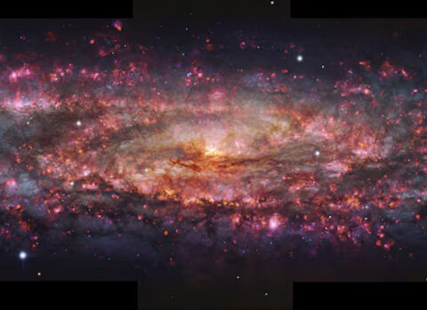 Sculptor galaxy image provides brilliant details that will help astronomers study how stars form