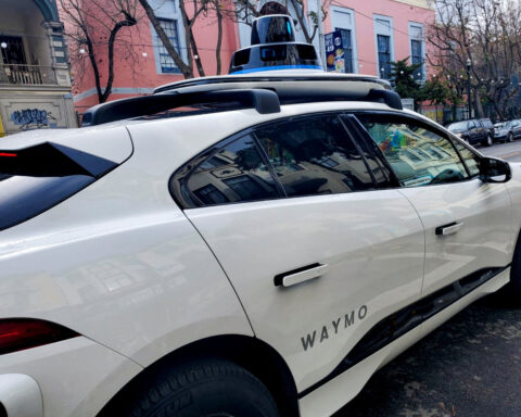 Alphabet's Waymo picks up speed as Tesla robotaxi service expands