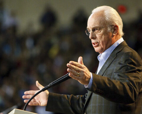 Influential evangelical preacher John MacArthur dies at 86