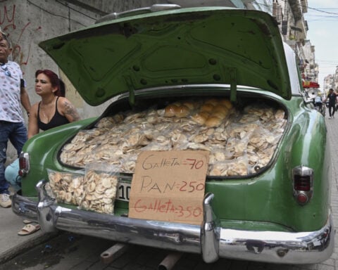 Cuban labor minister resigns after her suggestion beggars were pretending sparked backlash