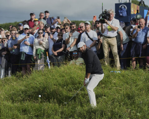 Scottie Scheffler is on the verge of another major at the British Open by building a 4-shot lead