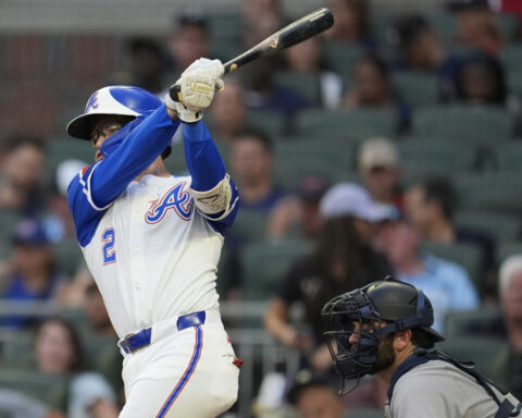 Grisham's tiebreaking slam in 9th completes Yankees comeback against Braves