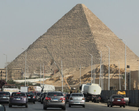 Egypt quarterly current account deficit eases to $2.1 billion on higher remittances