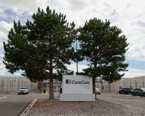US court blocks New Jersey ban on immigrant detention in CoreCivic lawsuit