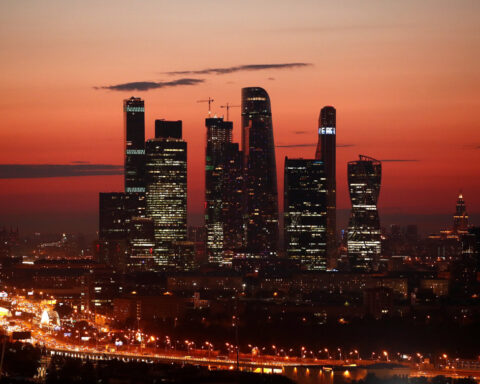 Russian rate cuts to ease banks' concerns over rising bad debt