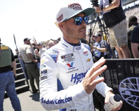 Defending champ Kyle Larson returns to Brickyard seeking turnaround