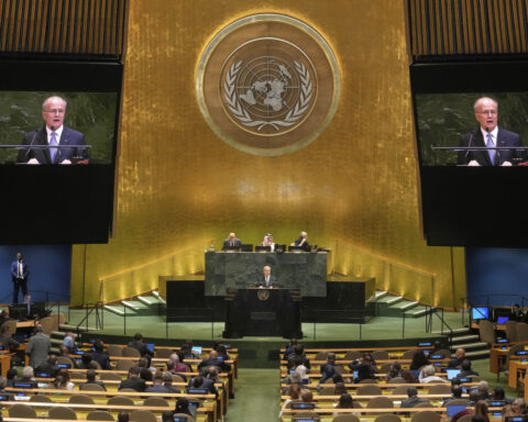 France calls on the EU to pressure Israel to come to the table on Palestinian two-state solution