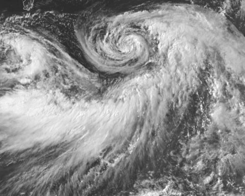 Hurricane Iona and Tropical Storm Keli rumble in the central Pacific off Hawaii