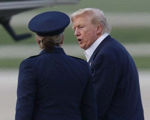 Trump, in another break from the norm, interviews 4-star general candidates