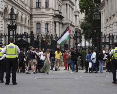 What Starmer's plan for the UK to recognize a Palestinian state means