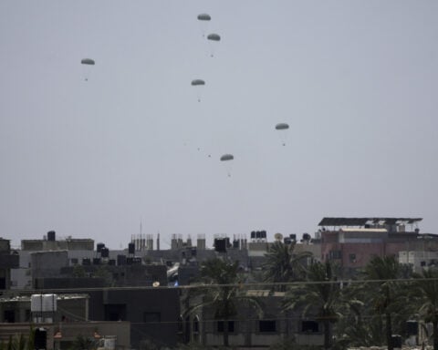 Dozens killed while seeking aid at Gaza crossing as US envoy heads to Israel for talks