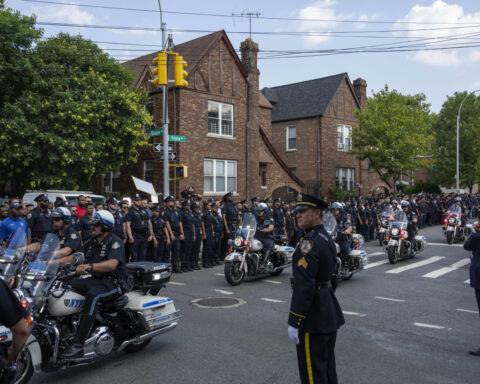 NYPD officer killed in Manhattan office shooting to be laid to rest