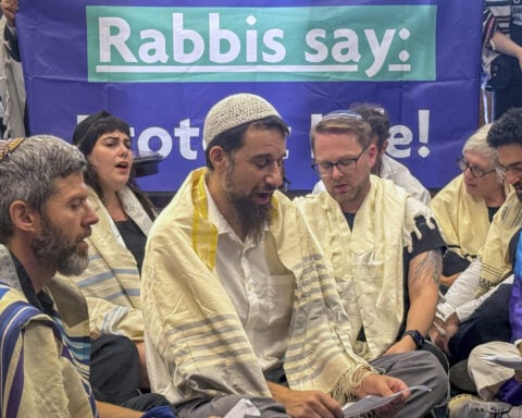 With growing urgency, more US Jews urge Israel to ensure ample food deliveries to Gaza