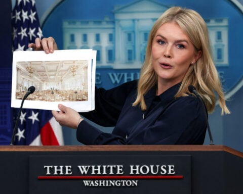 Trump to start building $200 million White House ballroom in September