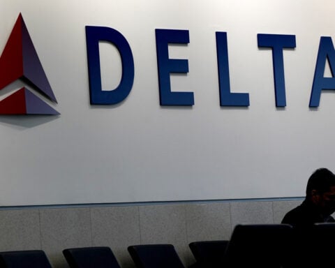 Turbulence forces Delta flight to land and sends 25 people to hospitals
