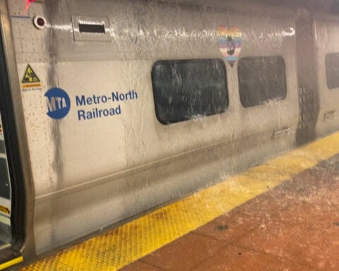 Heavy downpours, flash flooding disrupt travel along US Eastern Seaboard