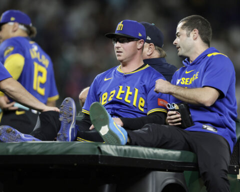 Mariners reliever Trent Thornton carted off field after injury coming off mound in 9th inning