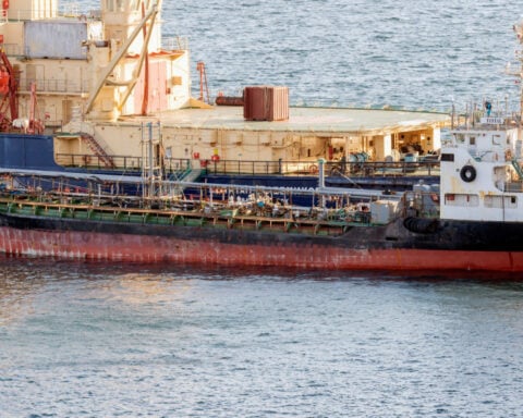 US sanctions force vessels with Russian oil to divert from India, sources say
