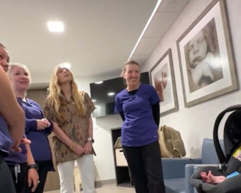 ﻿﻿'So thankful': ﻿Doctors perform rare procedure to safely deliver baby girl