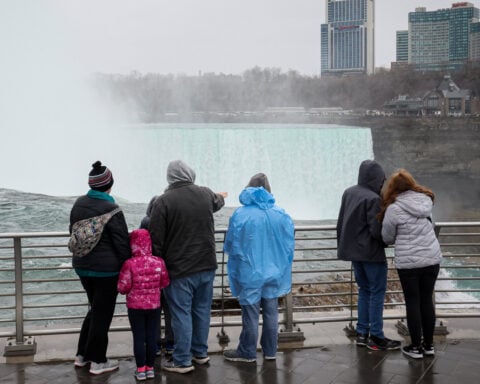 US could require up to $15,000 bonds for some tourist visas under pilot program